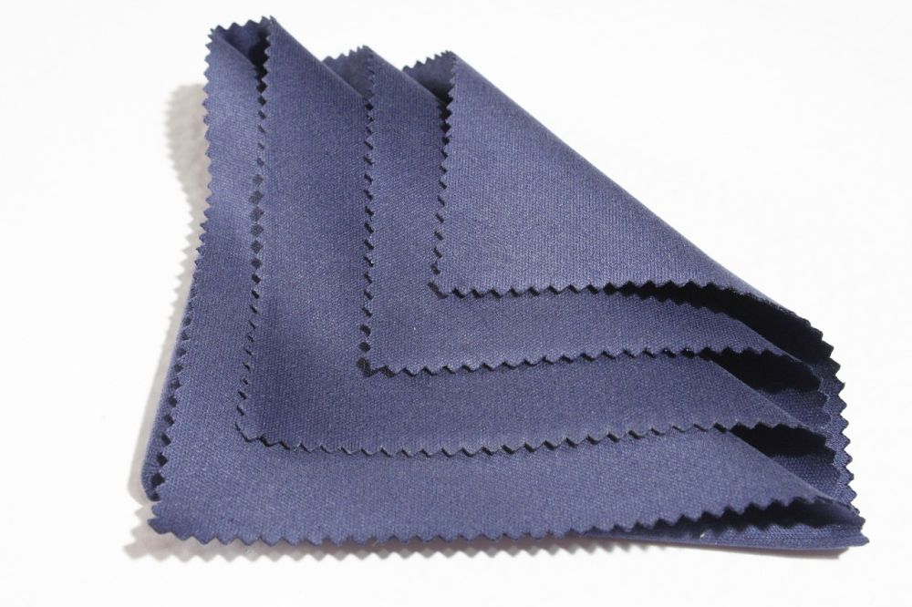 Microfiber cloths must be used for cleaning and wiping.