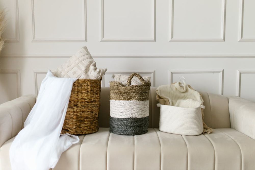 Wicker baskets are easy to store clothes.