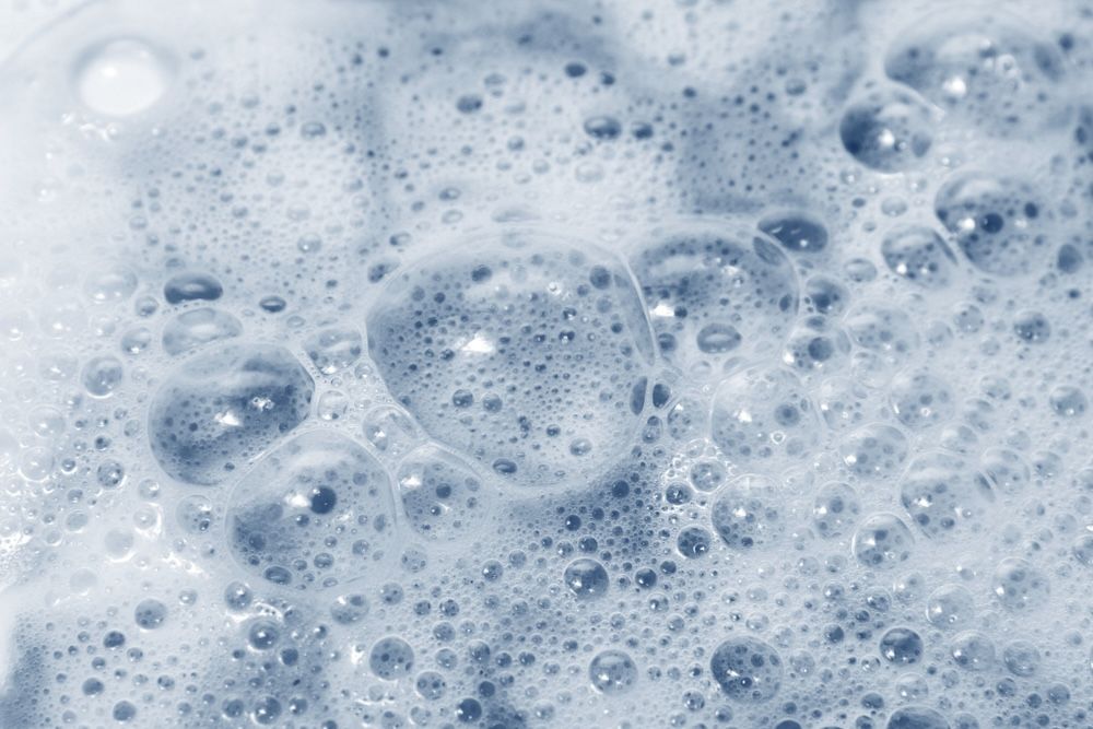 Surfactants in action: The formation of bubbles and micelles enables the effective removal of oils and dirt, allowing water to lift away grime from surfaces.