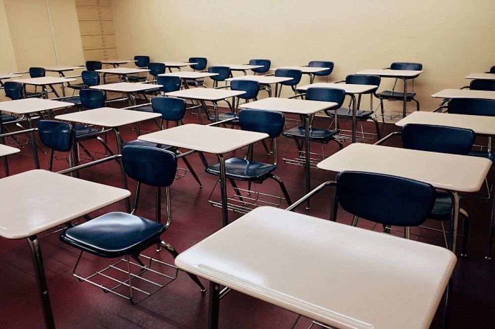 A neat and clean classroom.